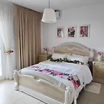 Golf Paradise Seaflowers 2bedrooms Miraflores Riviera